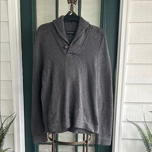 Banana Republic Dark Gray V-Neck Sweater Small